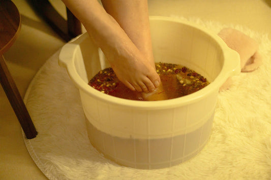 Warm Foot Soaking Before Bed: Wellness Practice or Just Psychological Comfort?
