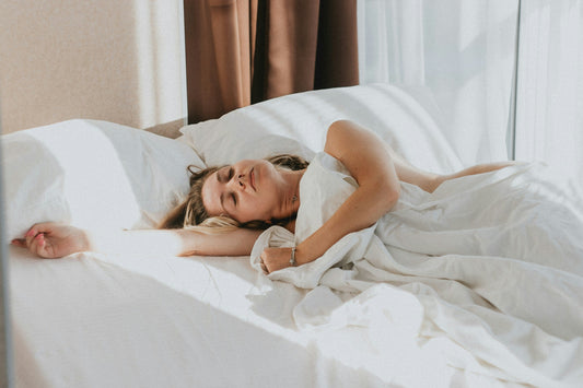 Huanyang Wo: The Traditional Chinese Bedtime Pose for Relaxation and Better Sleep